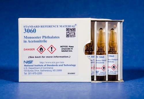 SRM 3060  鄰苯二甲酸單酯在乙腈中的應(yīng)用標(biāo)準(zhǔn)品